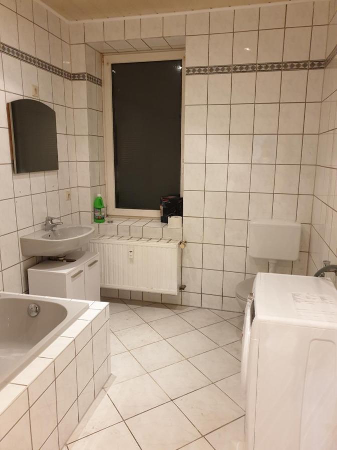 Fewo Nina 2 - Monteurwohnung Weißenfels Екстериор снимка